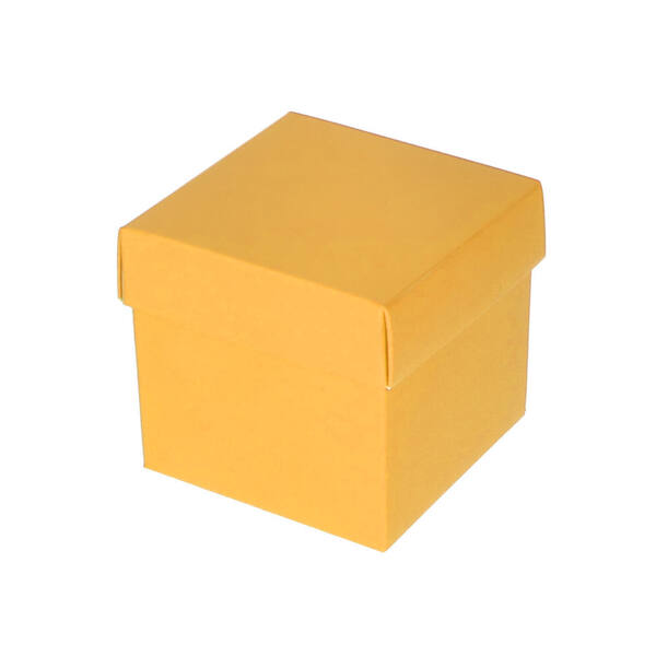 Bonbondozen CubeBox® geel (deksel opgezet) met goud karton (2 maten)