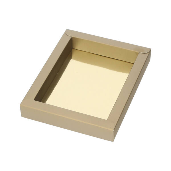 Chocoladeletterdozen GK4 bodem mat goud 151x111x25 mm met glanzend gouden bodemplaat