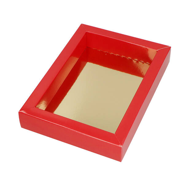 Chocoladeletterdozen GK7 bodem glanzend rood met gouden inlay 177x122x33 mm FSC